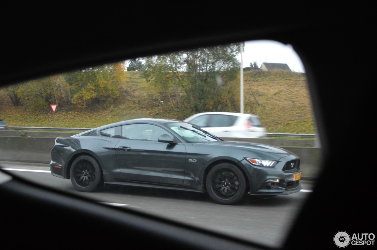 Ford Mustang GT 2015