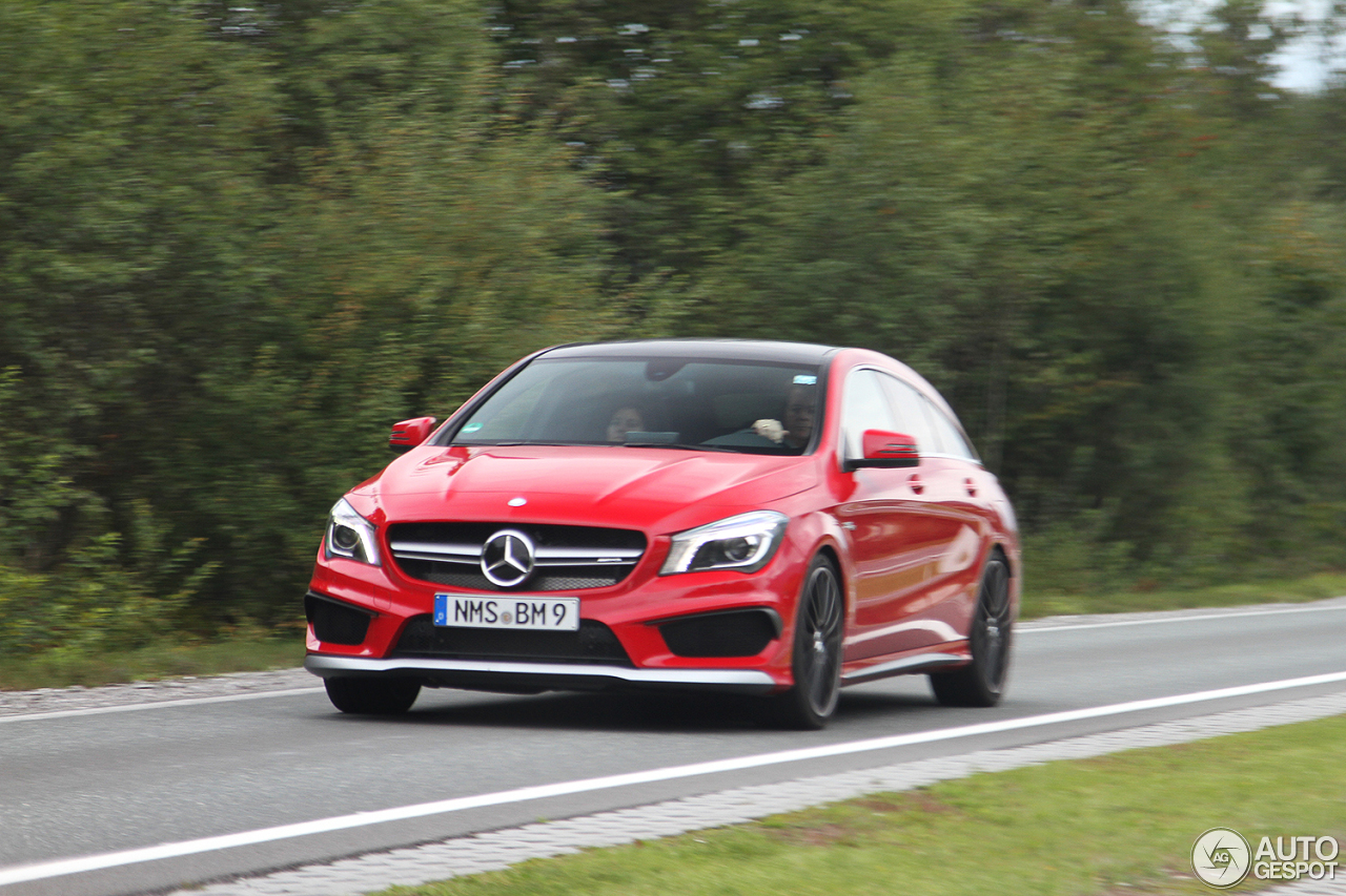 Mercedes-Benz CLA 45 AMG Shooting Brake