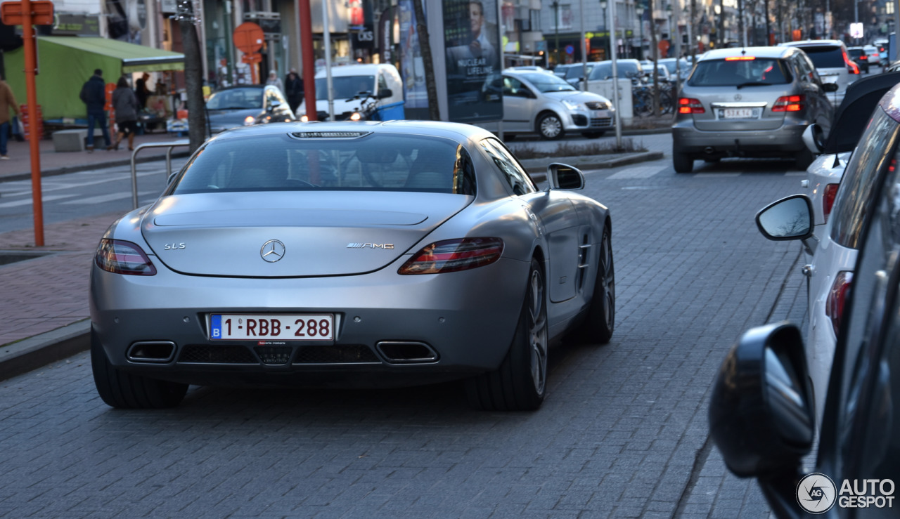 Mercedes-Benz SLS AMG