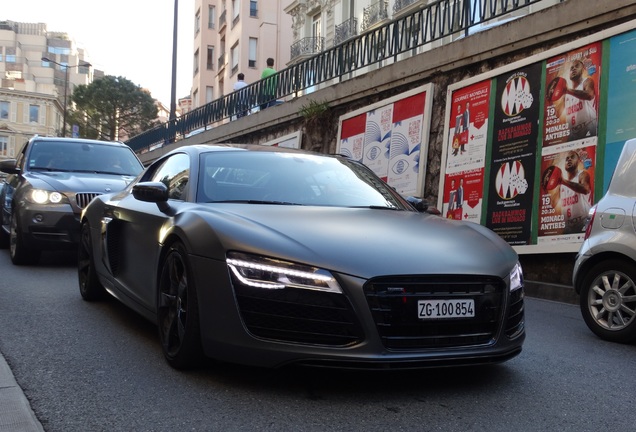 Audi R8 V10 Plus 2013