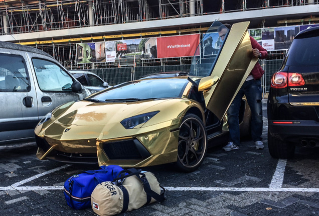 Lamborghini Aventador LP700-4 Roadster