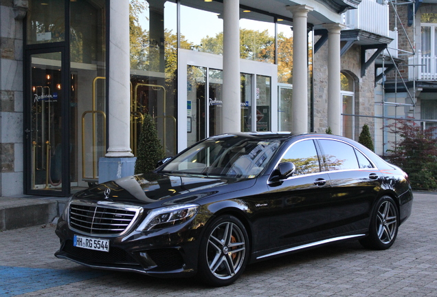 Mercedes-Benz S 63 AMG V222