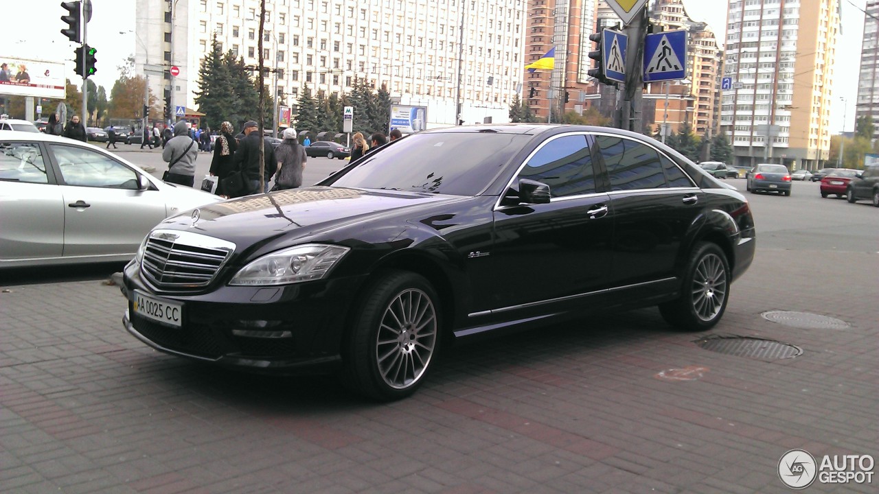 Mercedes-Benz S 63 AMG W221 2010