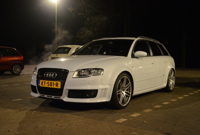 Audi RS4 Avant B7