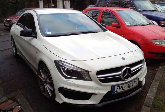 Mercedes-Benz CLA 45 AMG C117