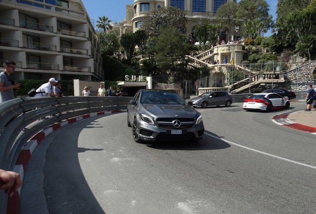 Mercedes-Benz GLA 45 AMG X156