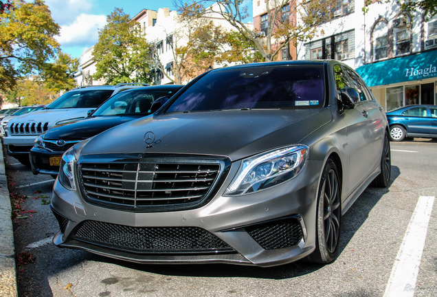 Mercedes-Benz S 63 AMG V222