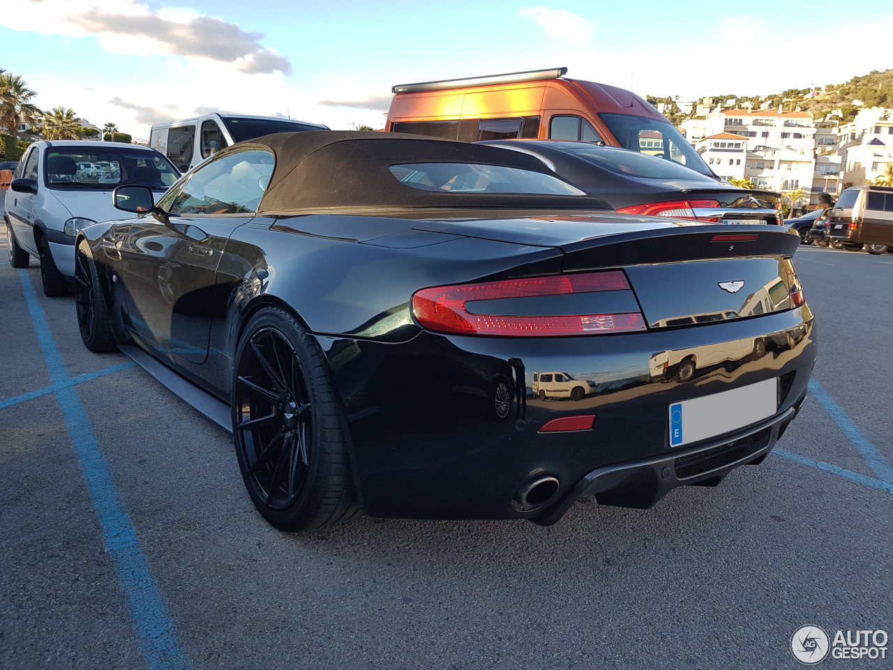 Aston Martin V8 Vantage Roadster