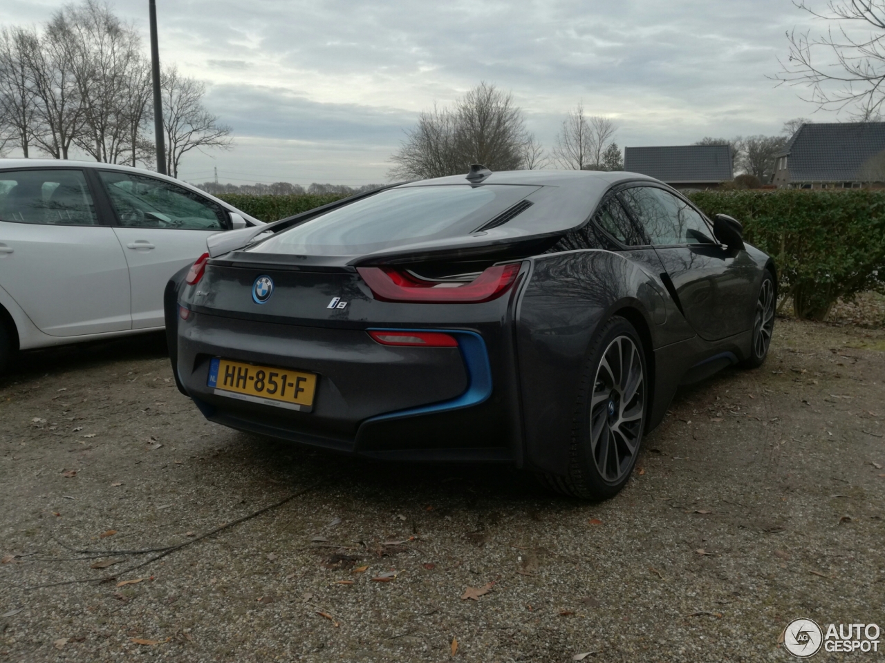 BMW i8