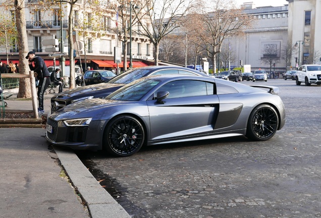 Audi R8 V10 Plus 2015