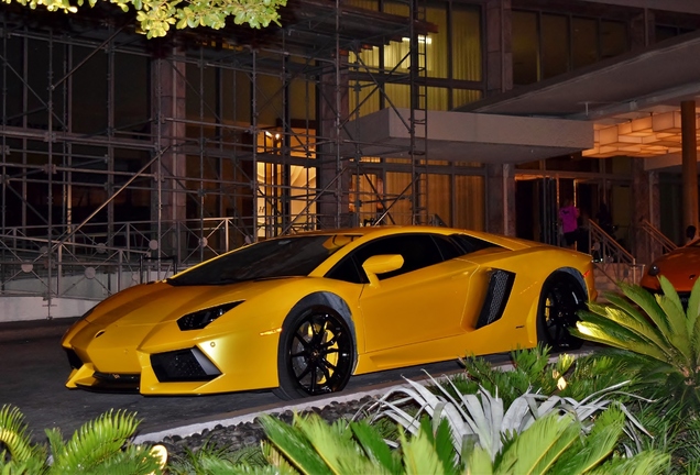 Lamborghini Aventador LP700-4