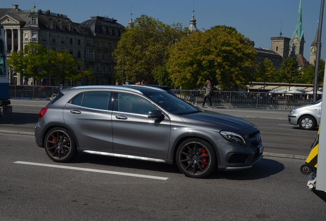 Mercedes-AMG GLA 45 X156