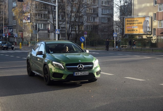 Mercedes-AMG GLA 45 X156