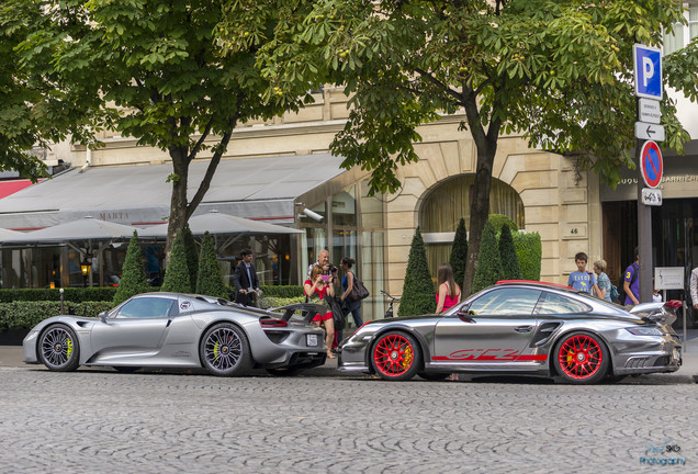 Porsche 918 Spyder