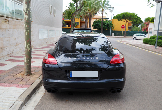 Porsche 970 Panamera GTS MkI