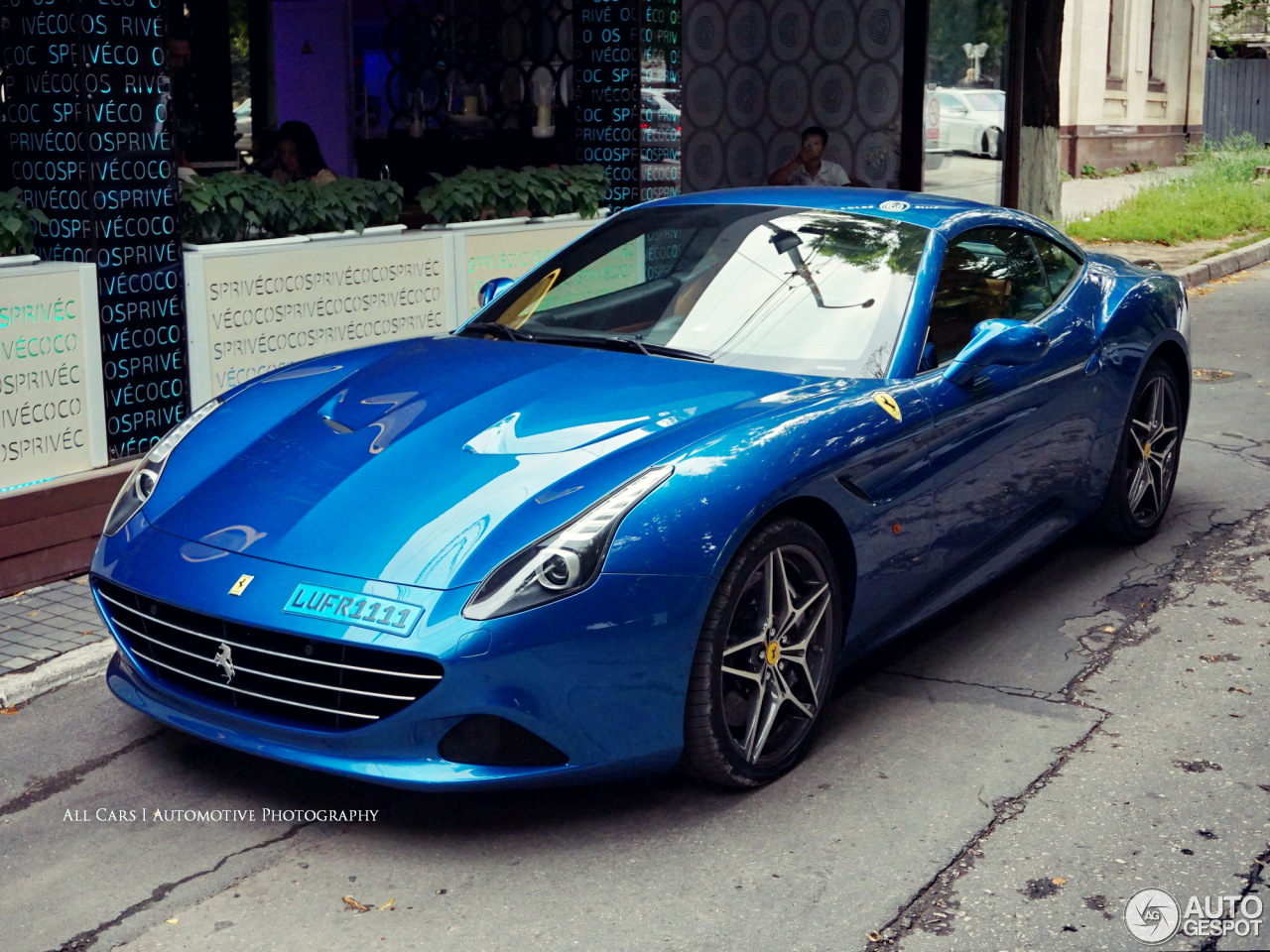 Ferrari California T