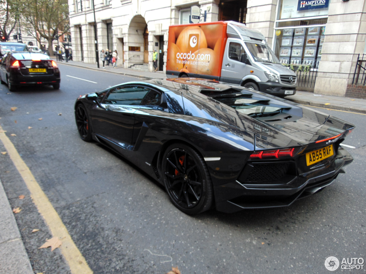 Lamborghini Aventador LP700-4