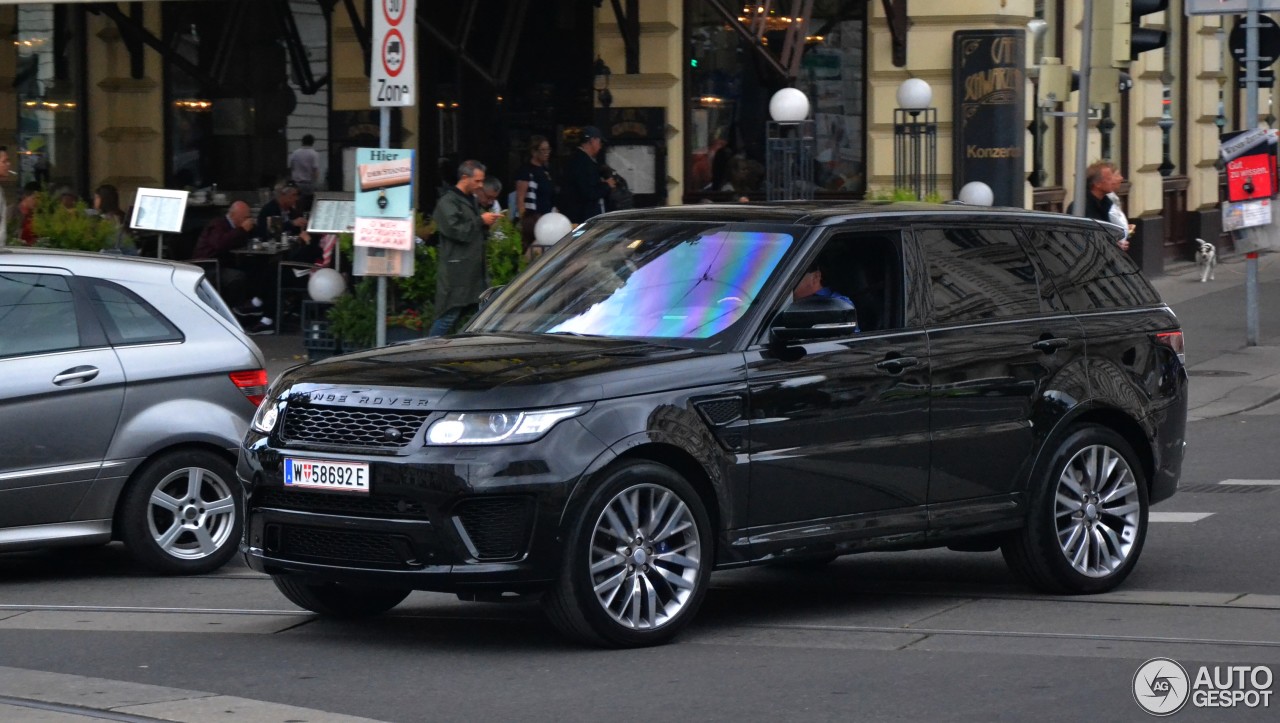 Land Rover Range Rover Sport SVR