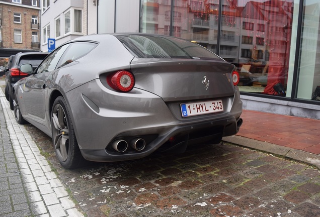 Ferrari FF