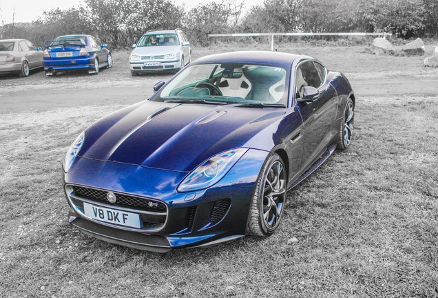 Jaguar F-TYPE R Coupé