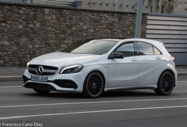 Mercedes-AMG A 45 W176 2015