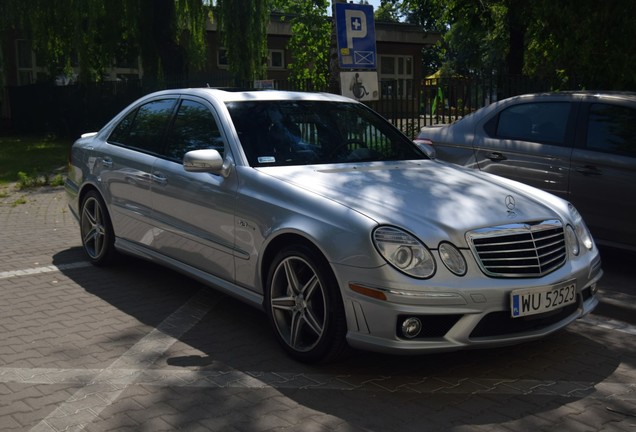 Mercedes-Benz E 63 AMG