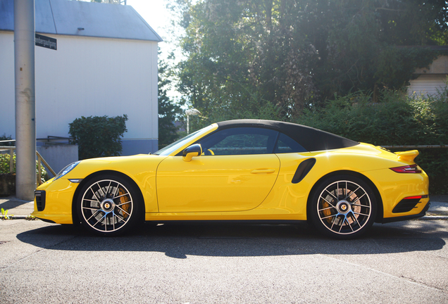 Porsche 991 Turbo S Cabriolet MkII