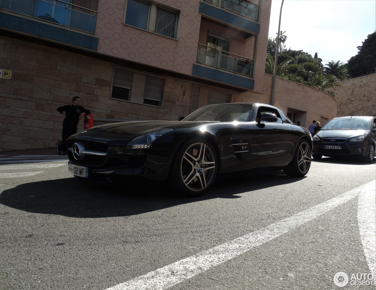 Mercedes-Benz SLS AMG