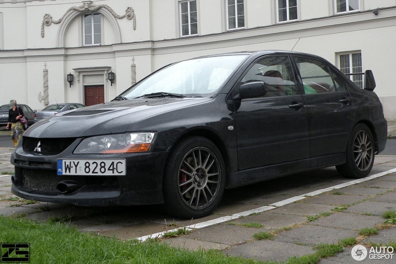 Mitsubishi Lancer Evolution IX