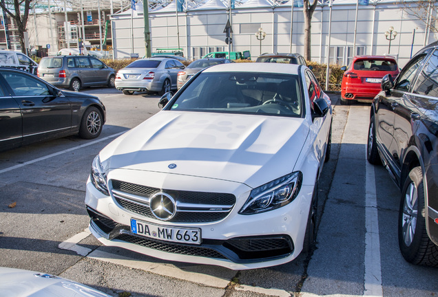 Mercedes-AMG C 63 S W205