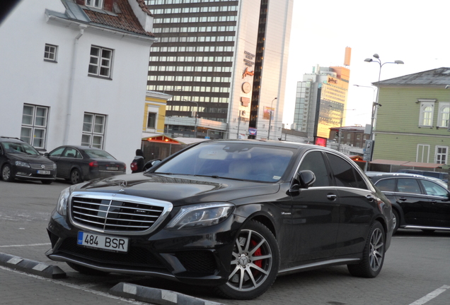 Mercedes-AMG S 63 V222