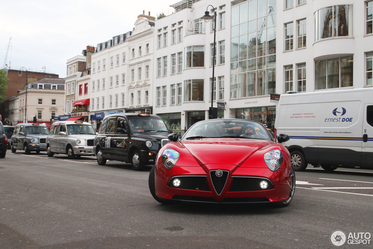 Alfa Romeo 8C Spider