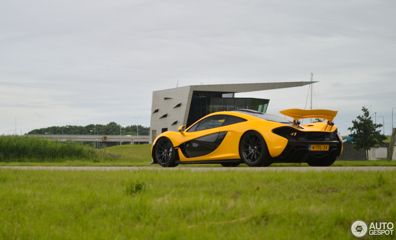 McLaren P1