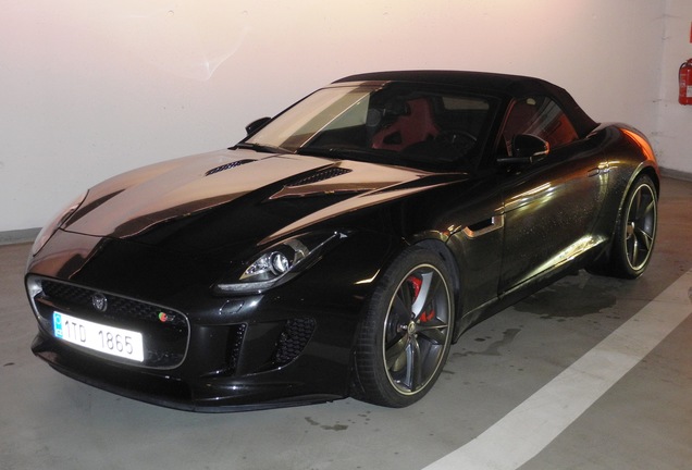 Jaguar F-TYPE S Convertible