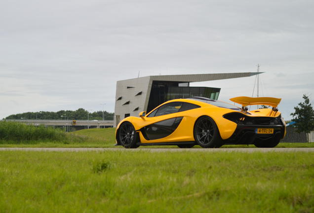 McLaren P1