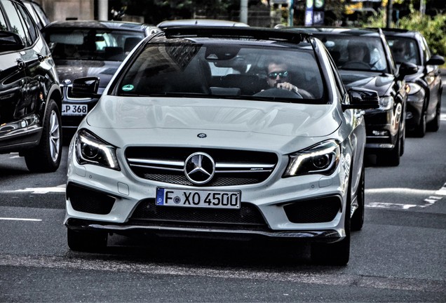 Mercedes-Benz CLA 45 AMG C117