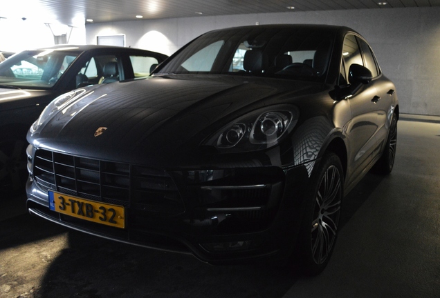 Porsche 95B Macan Turbo