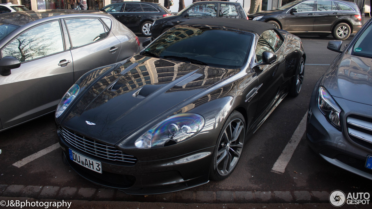 Aston Martin DBS Volante