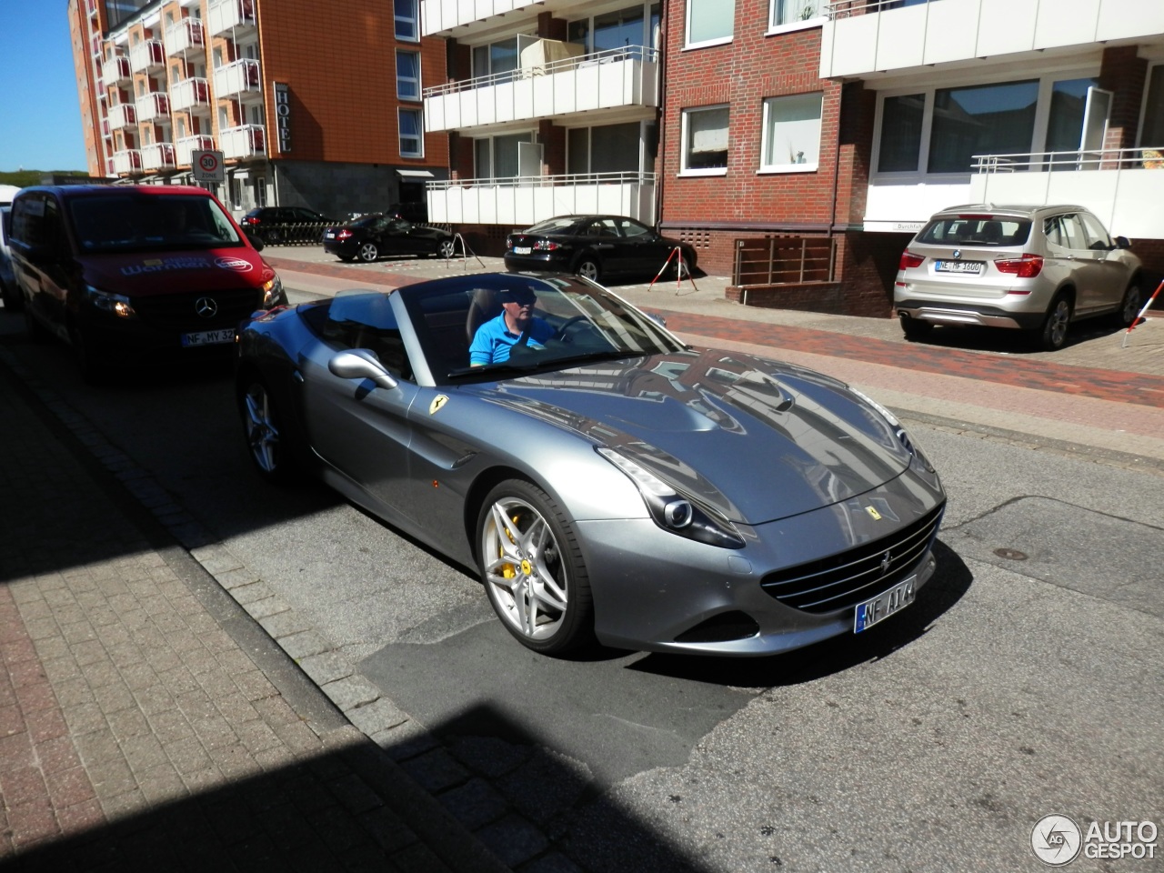 Ferrari California T