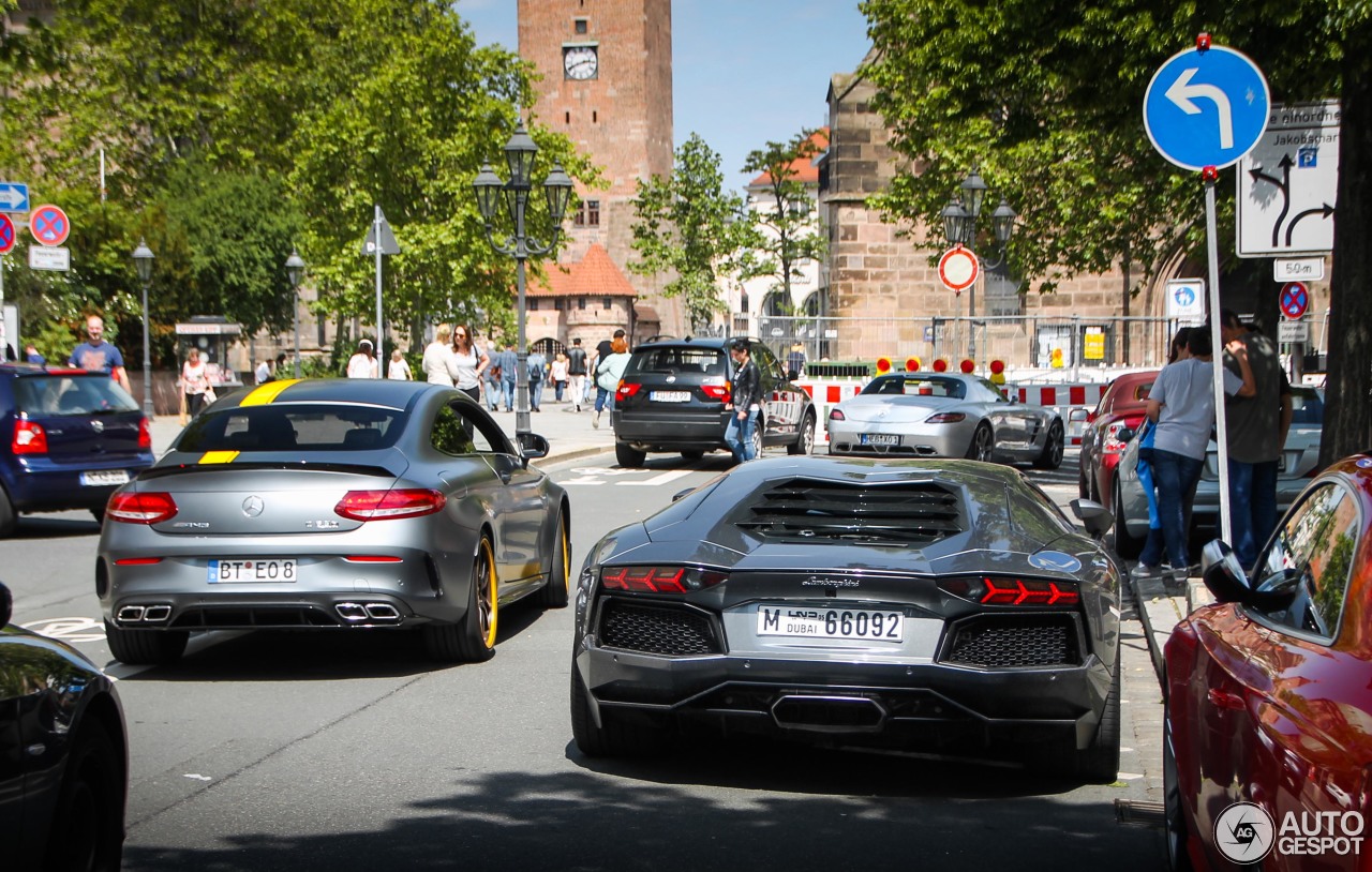 Lamborghini Aventador LP700-4