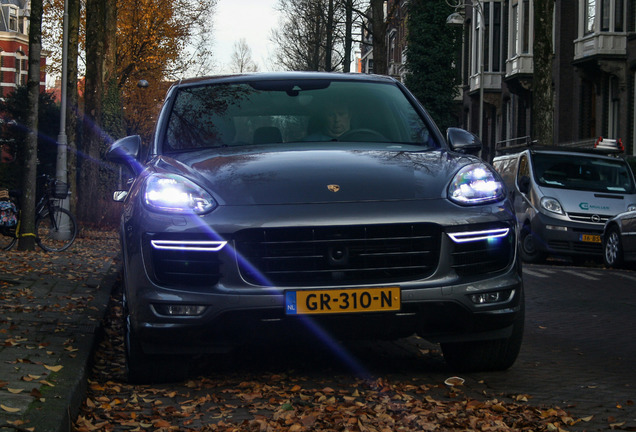 Porsche 958 Cayenne Turbo S MkII