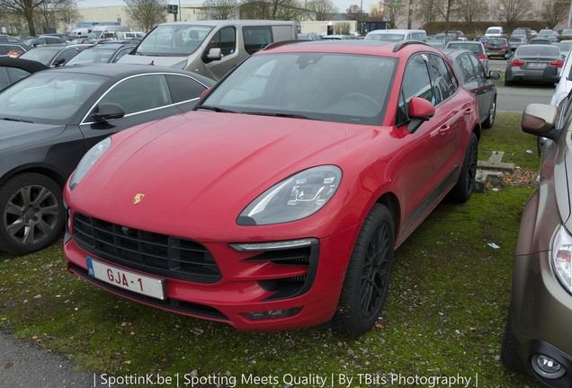 Porsche 95B Macan GTS