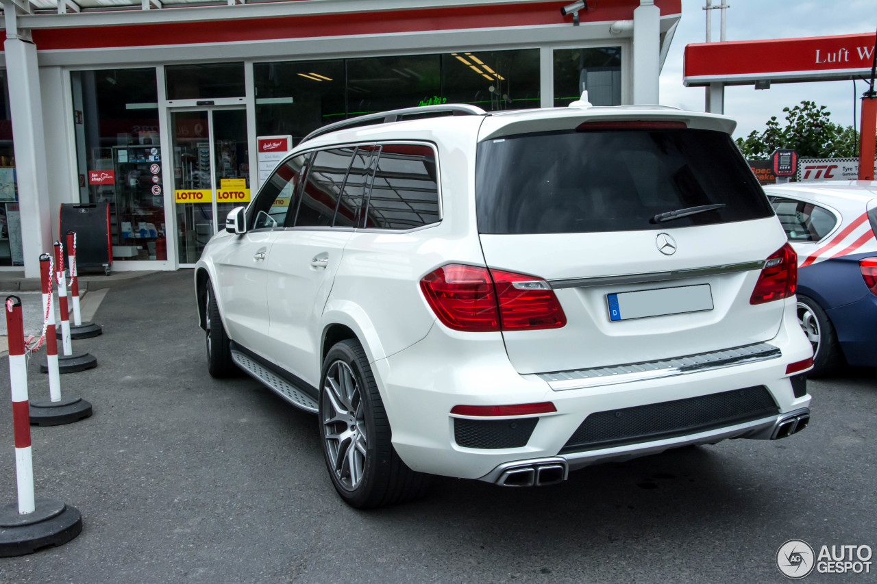 Mercedes-Benz GL 63 AMG X166