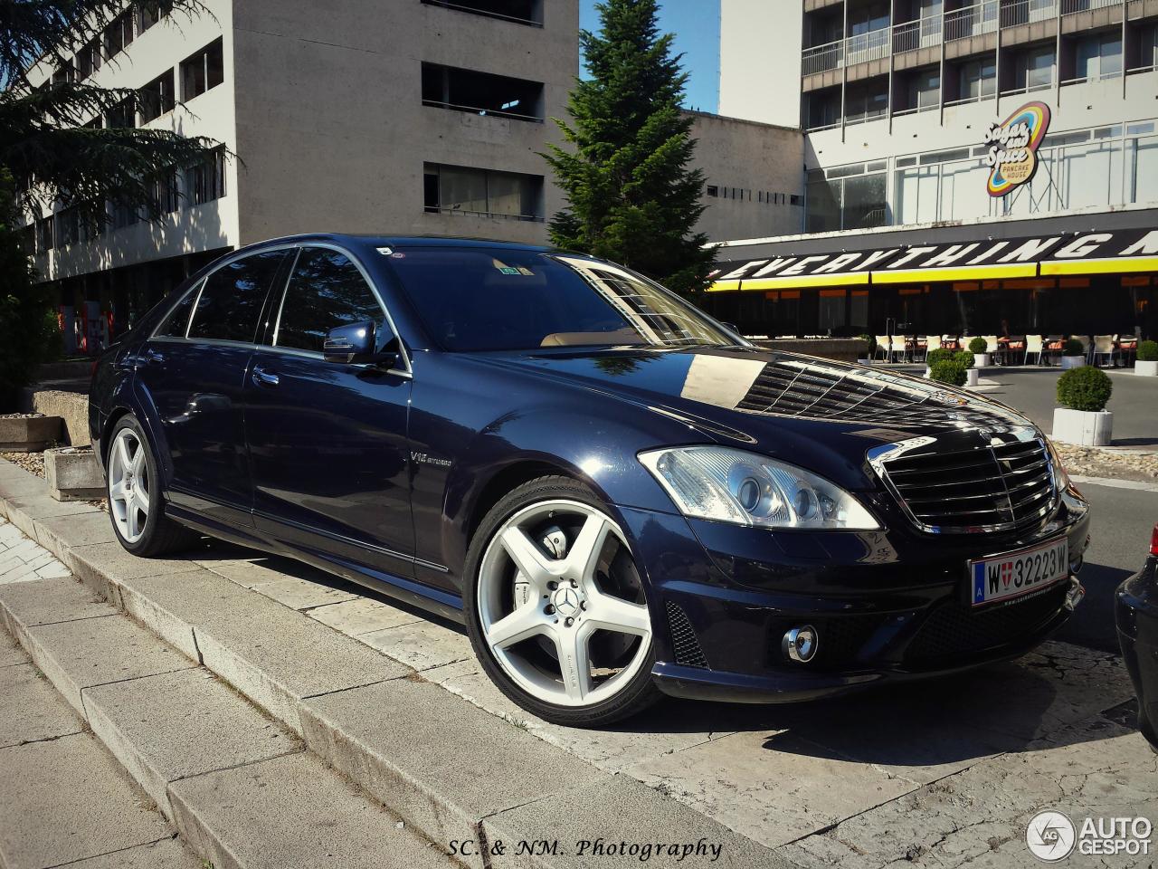 Mercedes-Benz S 65 AMG V221