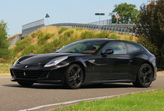 Ferrari GTC4Lusso Mule