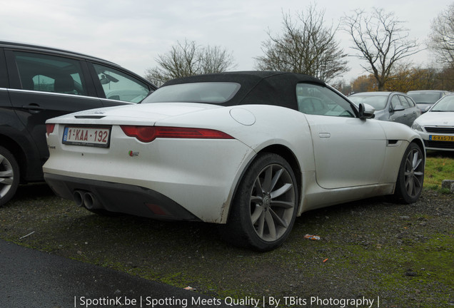 Jaguar F-TYPE S Convertible