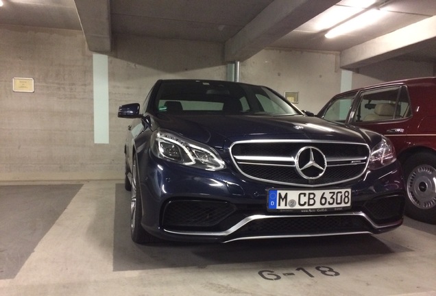 Mercedes-Benz E 63 AMG S W212