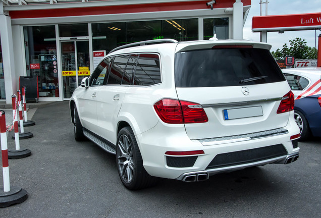 Mercedes-Benz GL 63 AMG X166