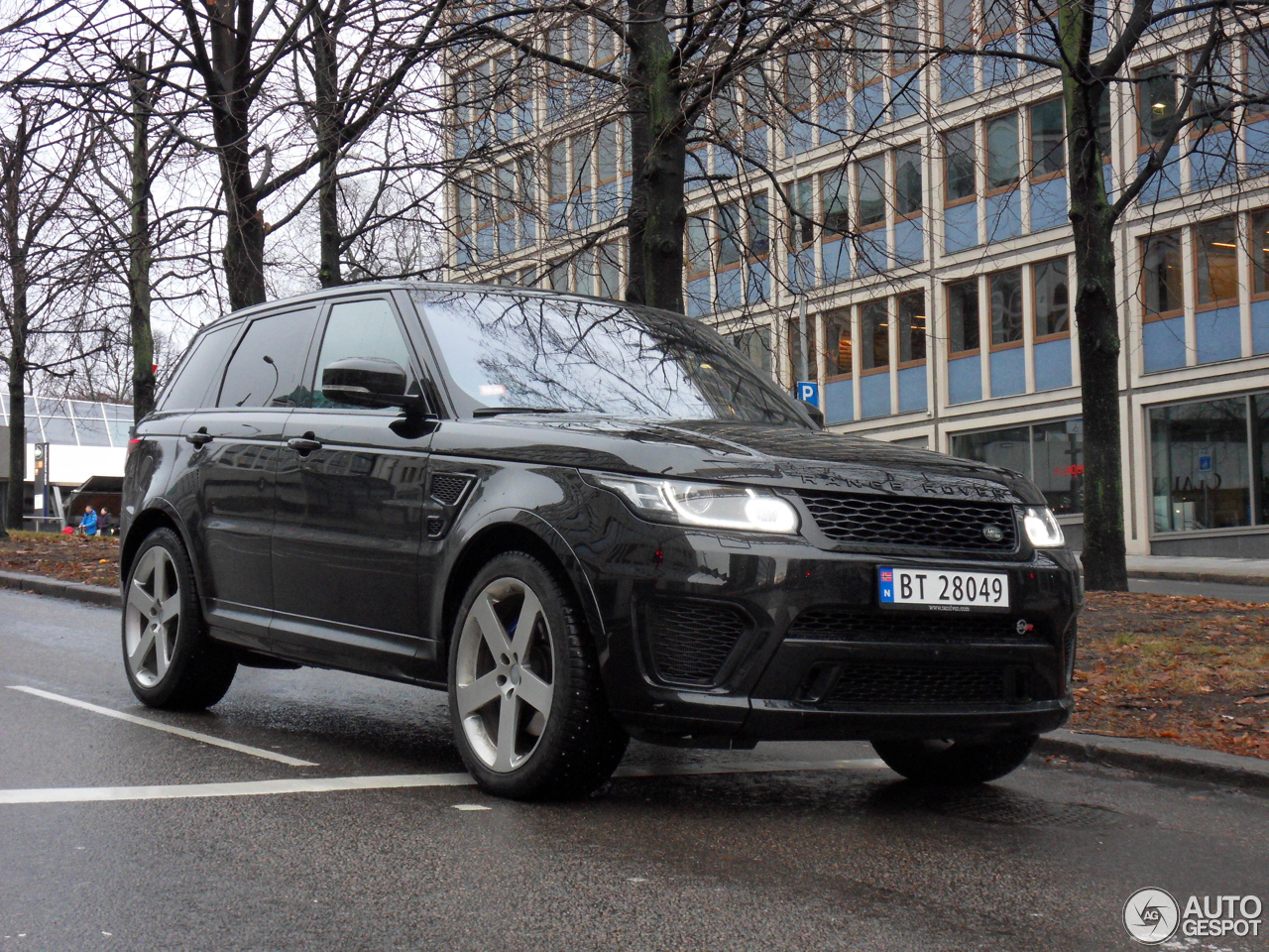 Land Rover Range Rover Sport SVR