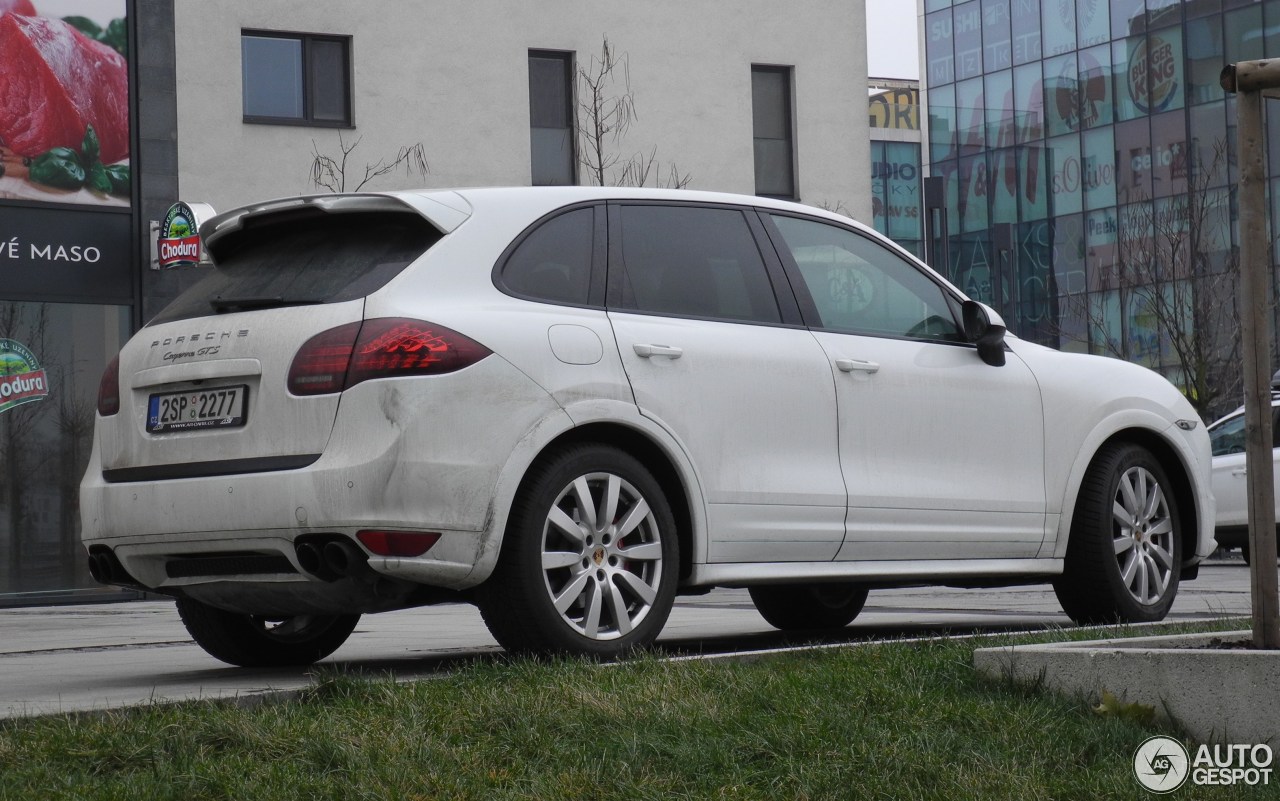 Porsche 958 Cayenne GTS